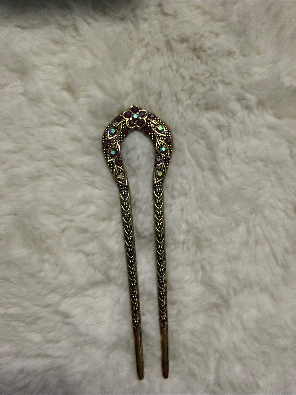 Vintage-Inspired Gold Hair Fork with Iridescent Gem Accents